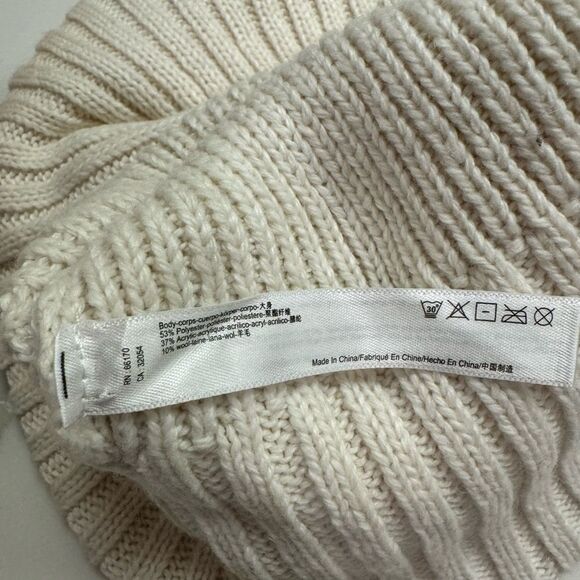 Urban Outfitters toque - Picture 2 of 2